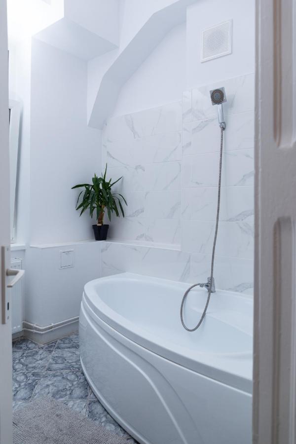 Apartmán Color Aparments Coposu Blv Bukurešť Exteriér fotografie